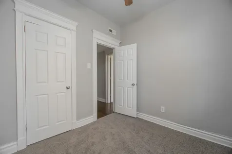 5610 South Michigan Street Chicago IL 60606