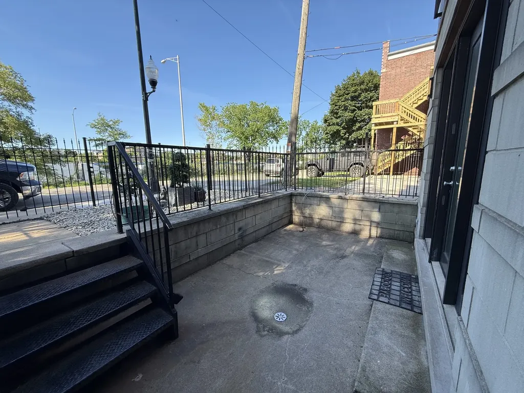 2513 West Congress Parkway Chicago IL 60612