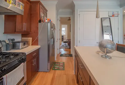 3718 North Wilton Avenue Chicago IL 60613