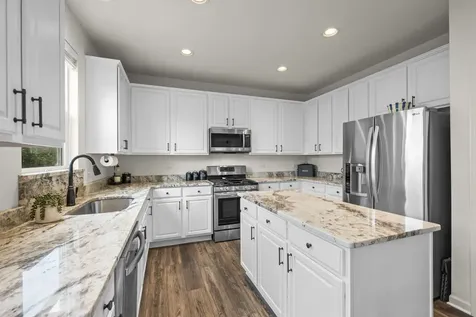 910 Marble Court Volo IL 60073