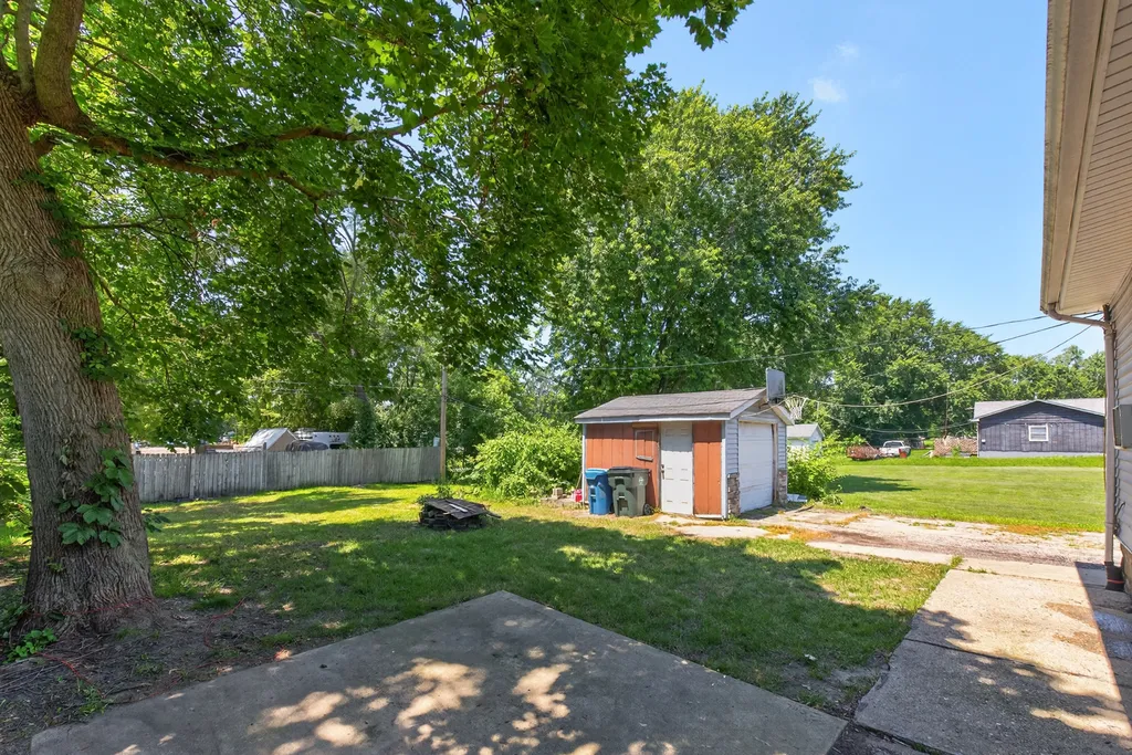1149 South Spencer Street Aurora IL 60505