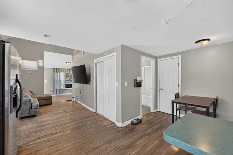 1149 South Spencer Street Aurora IL 60505