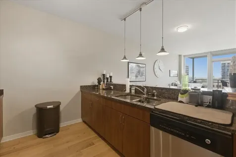 757 North Orleans Street Chicago IL 60654