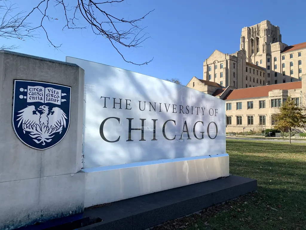 5525 South Cornell Avenue Chicago IL 60637