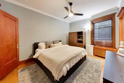 5525 South Cornell Avenue Chicago IL 60637
