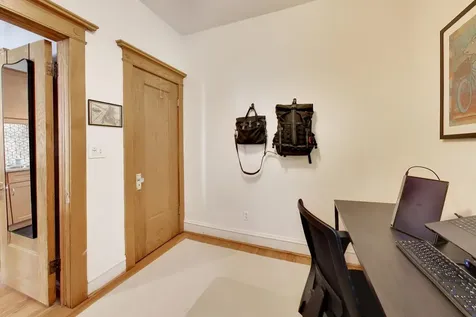 5525 South Cornell Avenue Chicago IL 60637