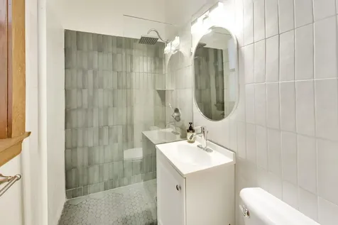 5525 South Cornell Avenue Chicago IL 60637