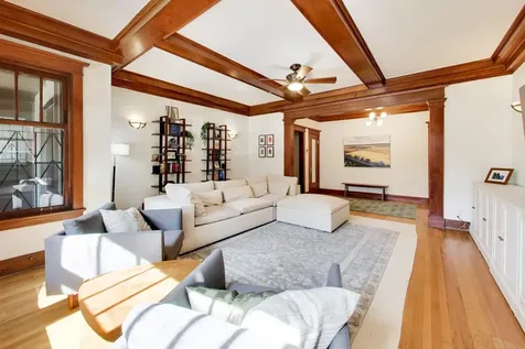 5525 South Cornell Avenue Chicago IL 60637