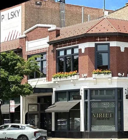 5525 South Cornell Avenue Chicago IL 60637