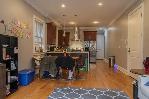 3718 North Wilton Avenue Chicago IL 60613