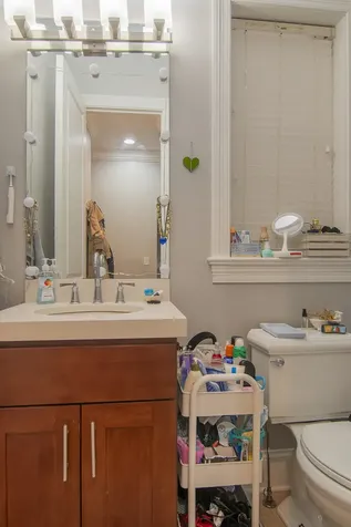 3718 North Wilton Avenue Chicago IL 60613