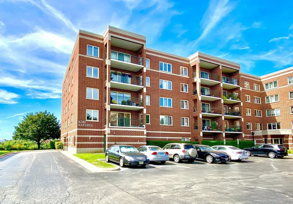 4210 North Natchez Avenue Chicago IL 60634