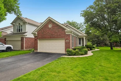 2109 North Charter Point Drive Arlington Heights IL 60004
