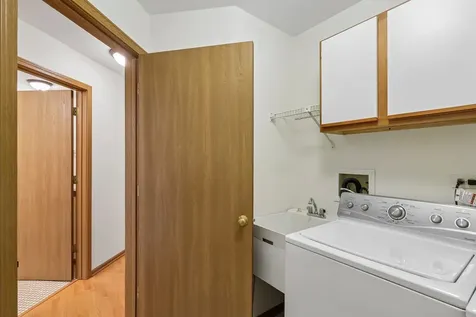 2109 North Charter Point Drive Arlington Heights IL 60004
