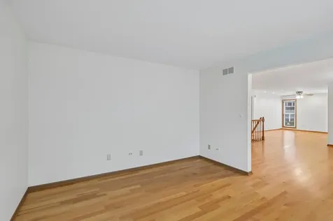 2109 North Charter Point Drive Arlington Heights IL 60004