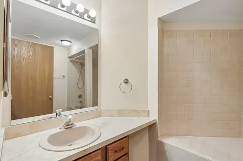 2109 North Charter Point Drive Arlington Heights IL 60004