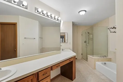 2109 North Charter Point Drive Arlington Heights IL 60004