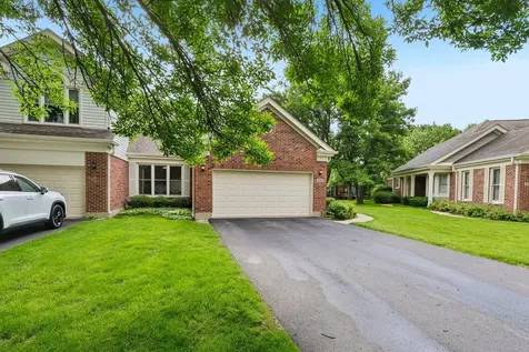 2109 North Charter Point Drive Arlington Heights IL 60004