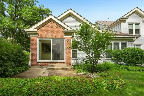 2109 North Charter Point Drive Arlington Heights IL 60004