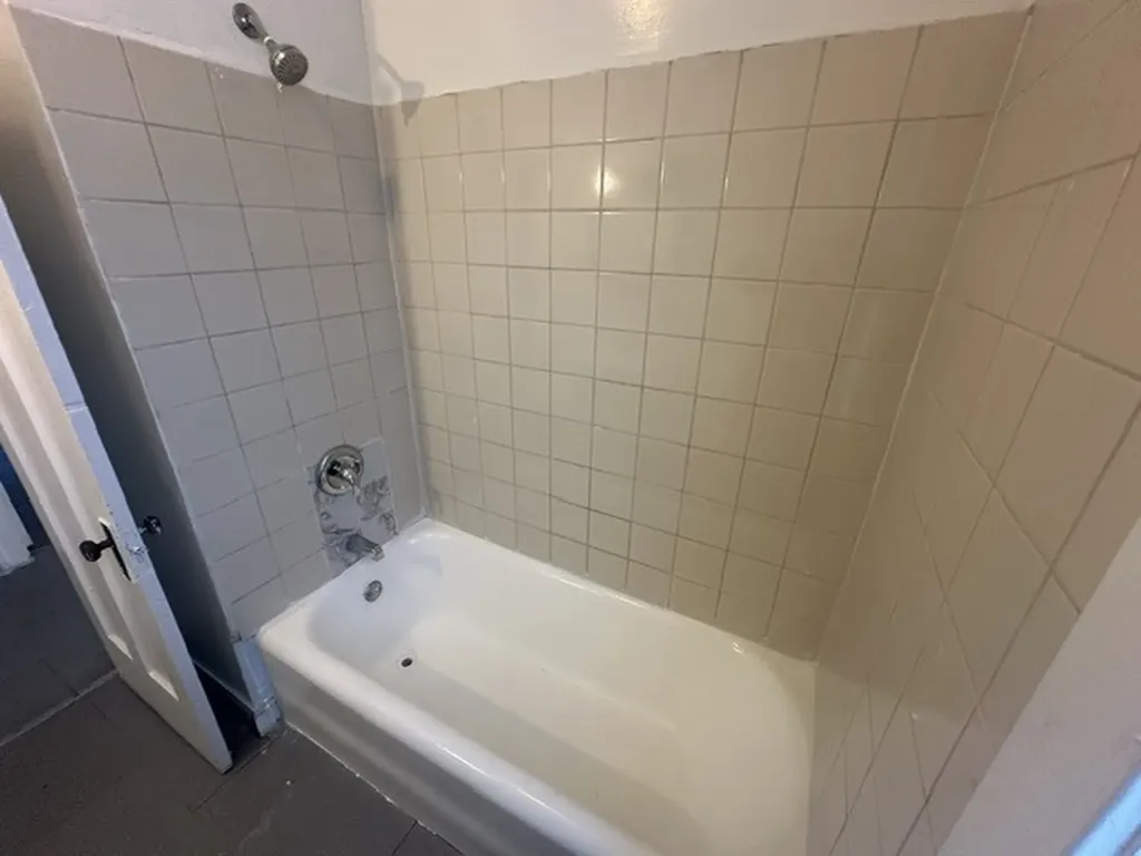 1506 North Mayfield Avenue Chicago IL 60651