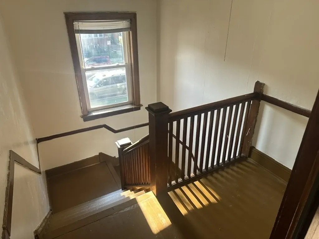 1506 North Mayfield Avenue Chicago IL 60651