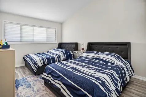 9447 Meadow Lane Des Plaines IL 60016