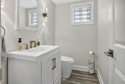 9447 Meadow Lane Des Plaines IL 60016