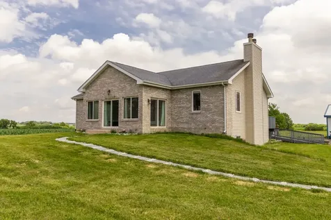16649 Beaverton Road Capron IL 61012