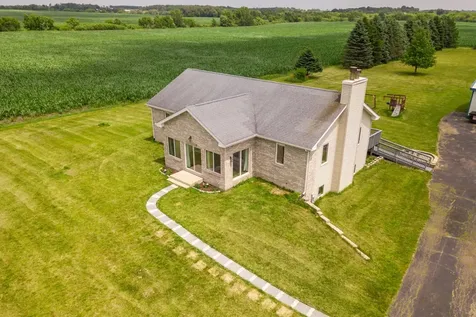 16649 Beaverton Road Capron IL 61012