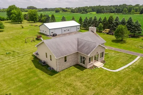 16649 Beaverton Road Capron IL 61012
