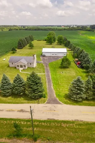 16649 Beaverton Road Capron IL 61012