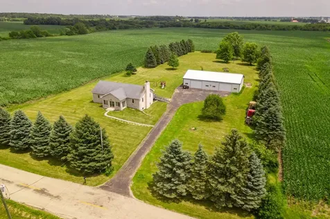 16649 Beaverton Road Capron IL 61012