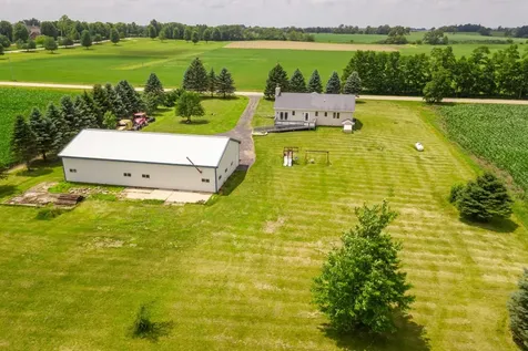 16649 Beaverton Road Capron IL 61012