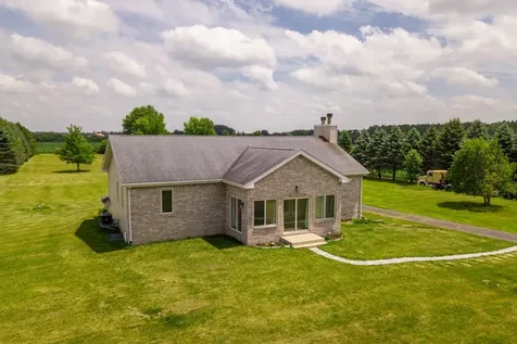 16649 Beaverton Road Capron IL 61012