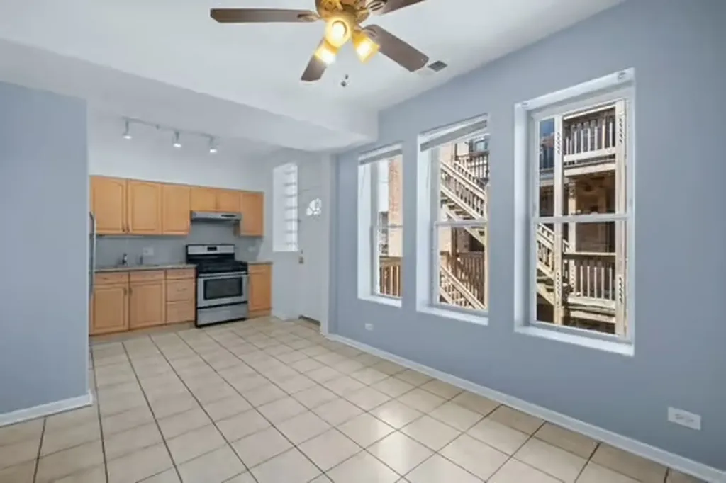 6710 South Ridgeland Avenue Chicago IL 60649