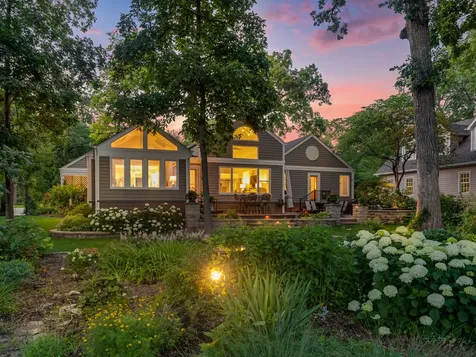 1912 Whispering Oaks Lane Sugar Grove IL 60554