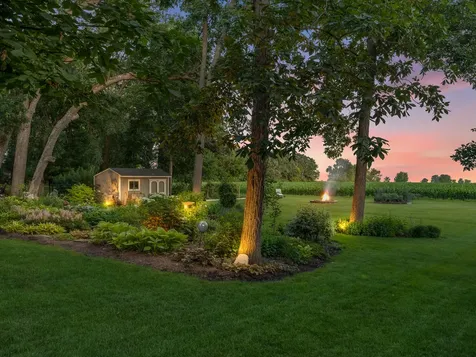 1912 Whispering Oaks Lane Sugar Grove IL 60554