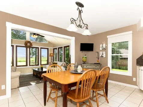 1912 Whispering Oaks Lane Sugar Grove IL 60554