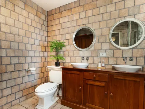 1912 Whispering Oaks Lane Sugar Grove IL 60554