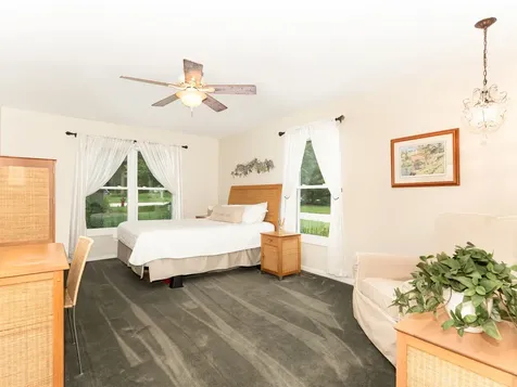 1912 Whispering Oaks Lane Sugar Grove IL 60554