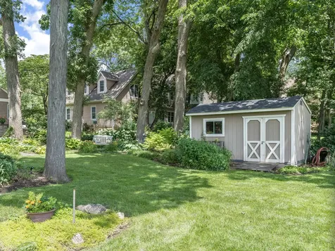 1912 Whispering Oaks Lane Sugar Grove IL 60554
