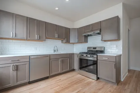 2716 East Avenue Berwyn IL 60402