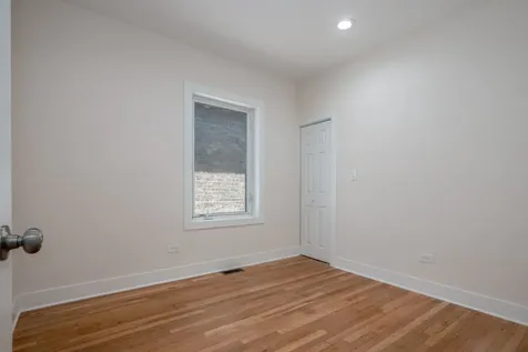 2716 East Avenue Berwyn IL 60402
