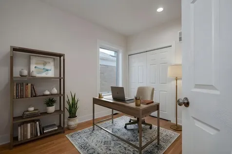 2716 East Avenue Berwyn IL 60402