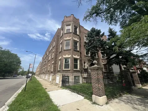 4958 South Michigan Avenue Chicago IL 60615