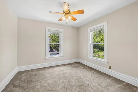805 Clay Street Woodstock IL 60098