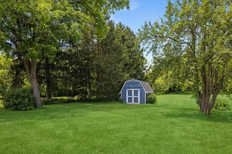805 Clay Street Woodstock IL 60098