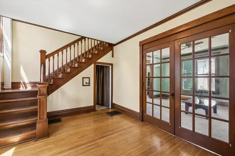 805 Clay Street Woodstock IL 60098