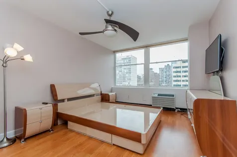 30 East Elm Street Chicago IL 60611
