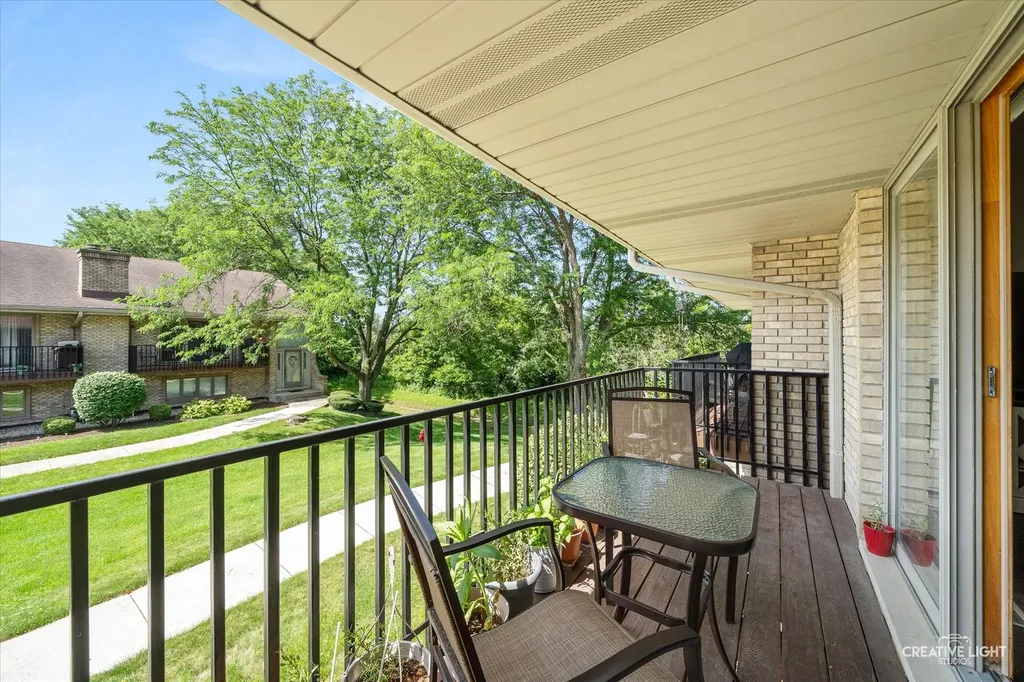 8316 Woodland Drive Darien IL 60561